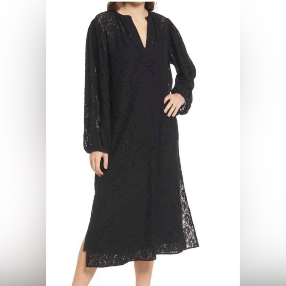 Treasure & Bond
Lace Long Sleeve Dress